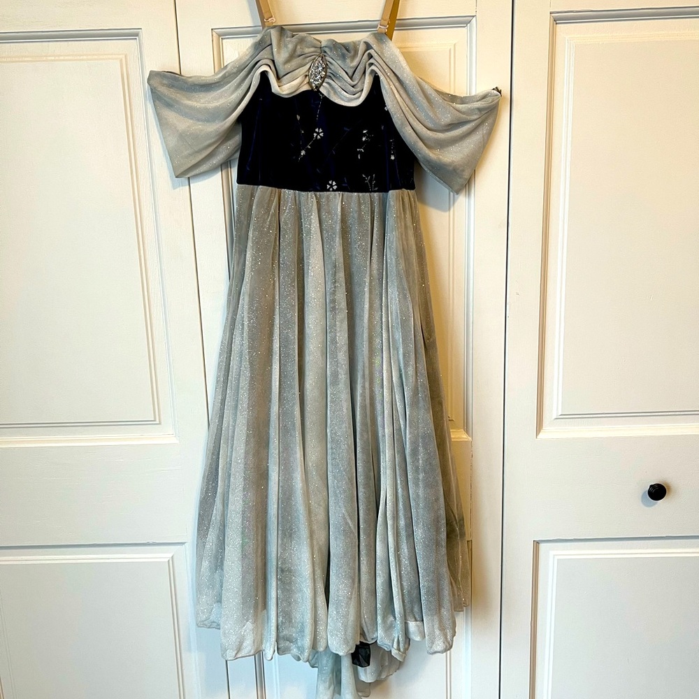Flowy Senior/Solo costume